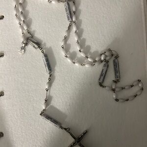 BEAUTIFUL VINTAGE CATHOLIC ROSARY